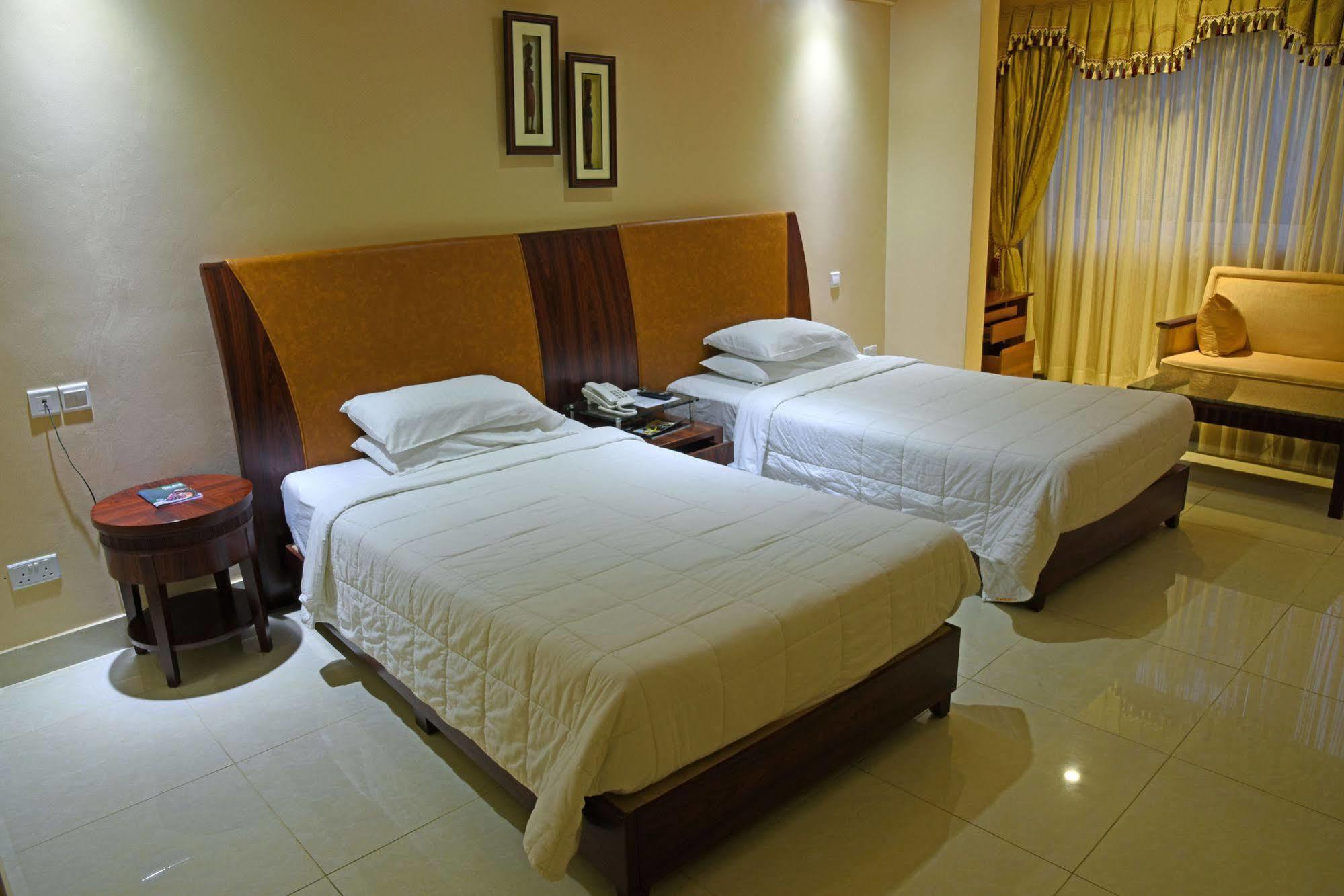Imperial Golf View Hotel Entebbe Exterior photo
