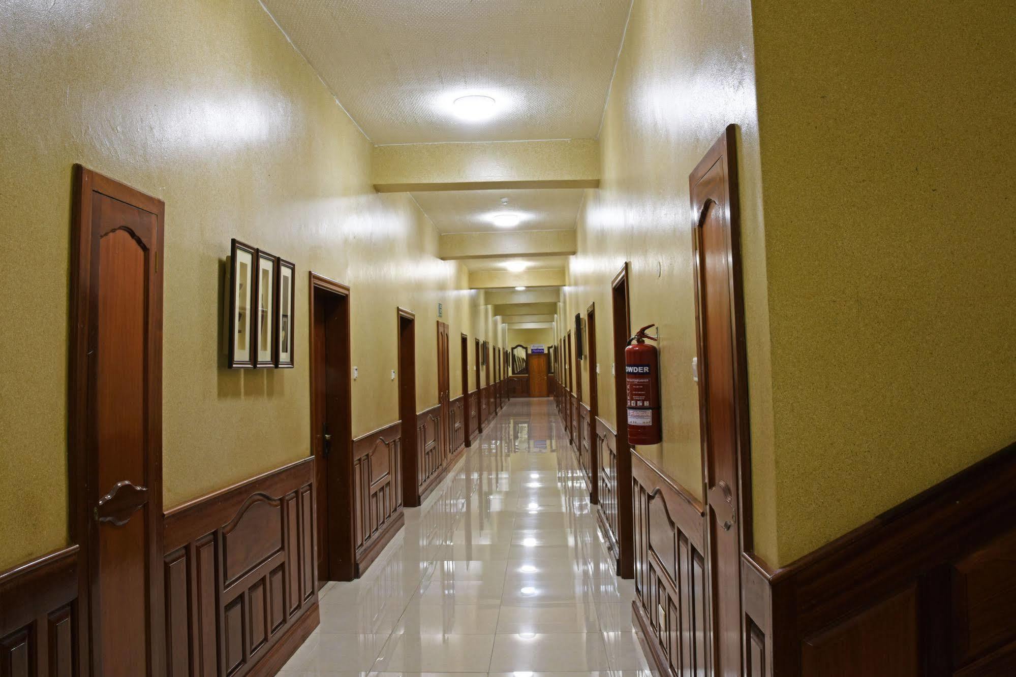Imperial Golf View Hotel Entebbe Exterior photo